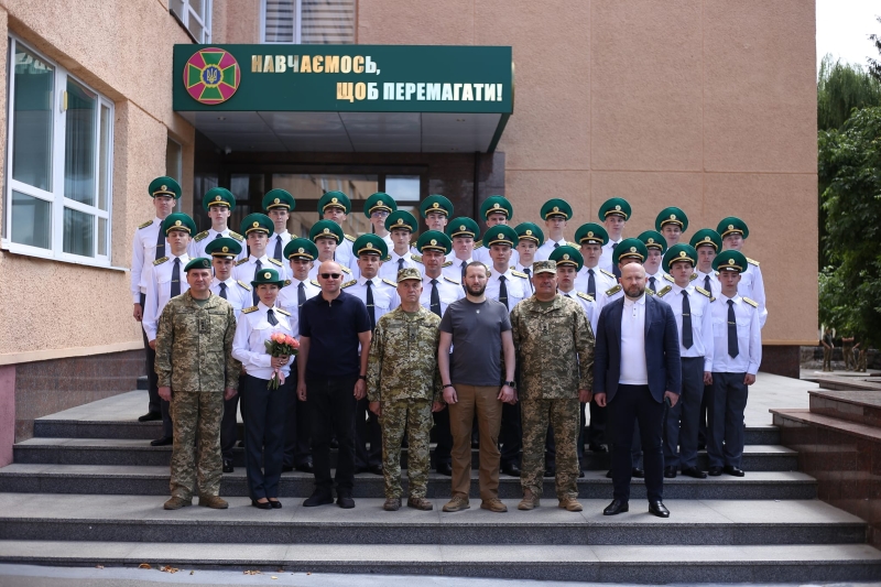 У Хмельницькому відбувся другий випуск ліцеїстів-прикордонників