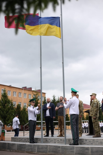 У Хмельницькому відбувся другий випуск ліцеїстів-прикордонників