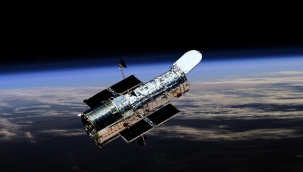 Hubble показав «газовий міст» між двома галактиками у сузір’ї Діви