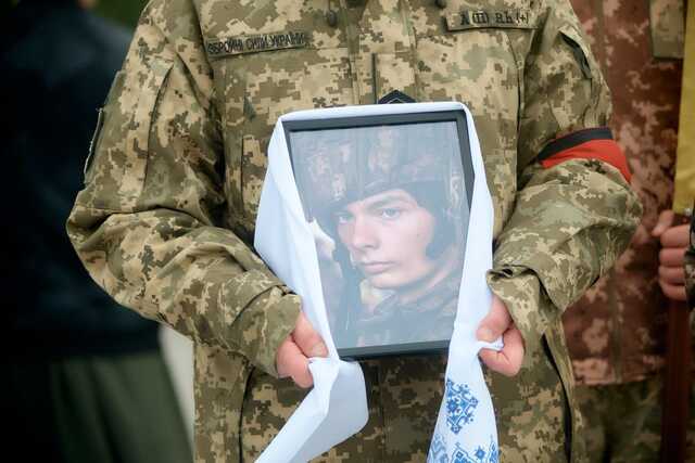 Полеглих Героїв-захисників провели в останню земну дорогу на Хмельниччині