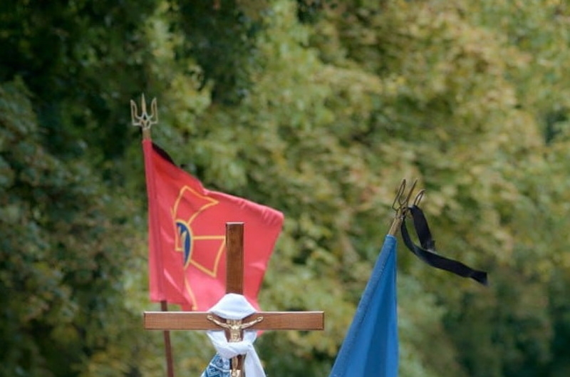 Полеглих Героїв-захисників провели в останню земну дорогу на Хмельниччині