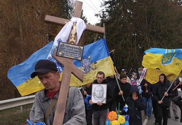 Полеглих Героїв-захисників провели в останню земну дорогу на Хмельниччині